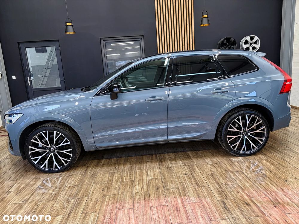 Volvo XC 60 B4 D Essential - 12