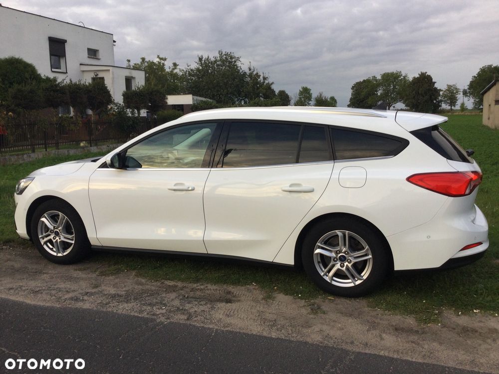 Ford Focus 1.5 EcoBlue Start-Stopp-System TITANIUM - 9