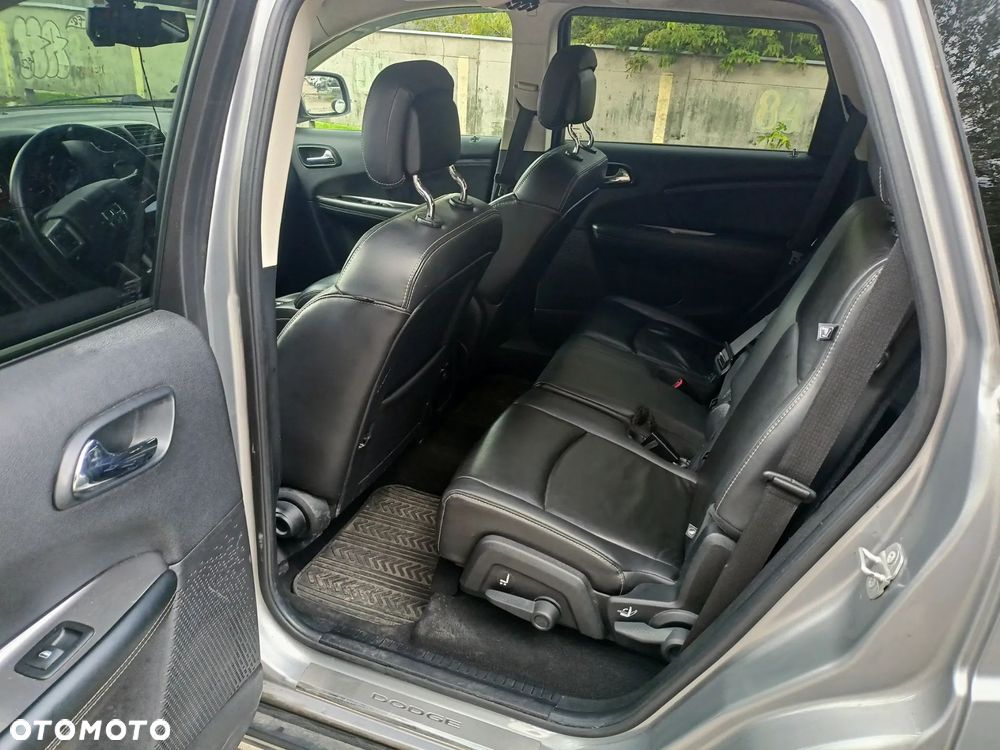 Dodge Journey - 4