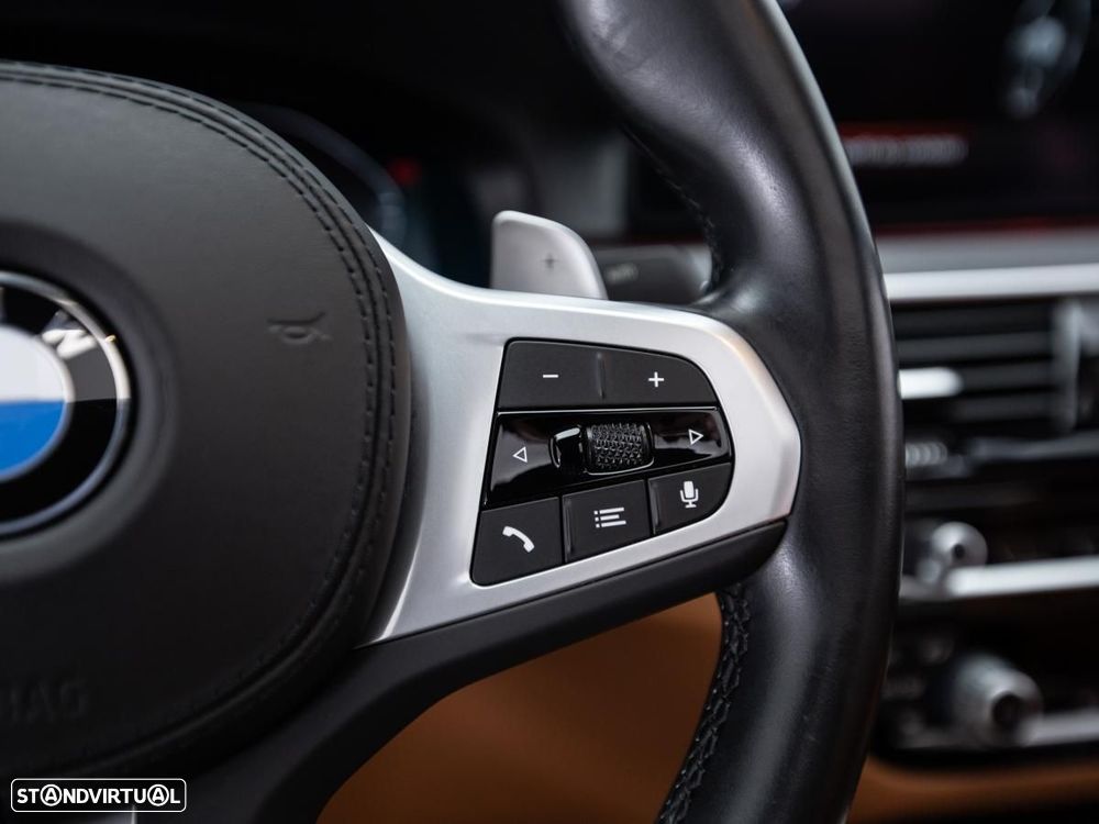 BMW 520 d Pack M Auto - 19