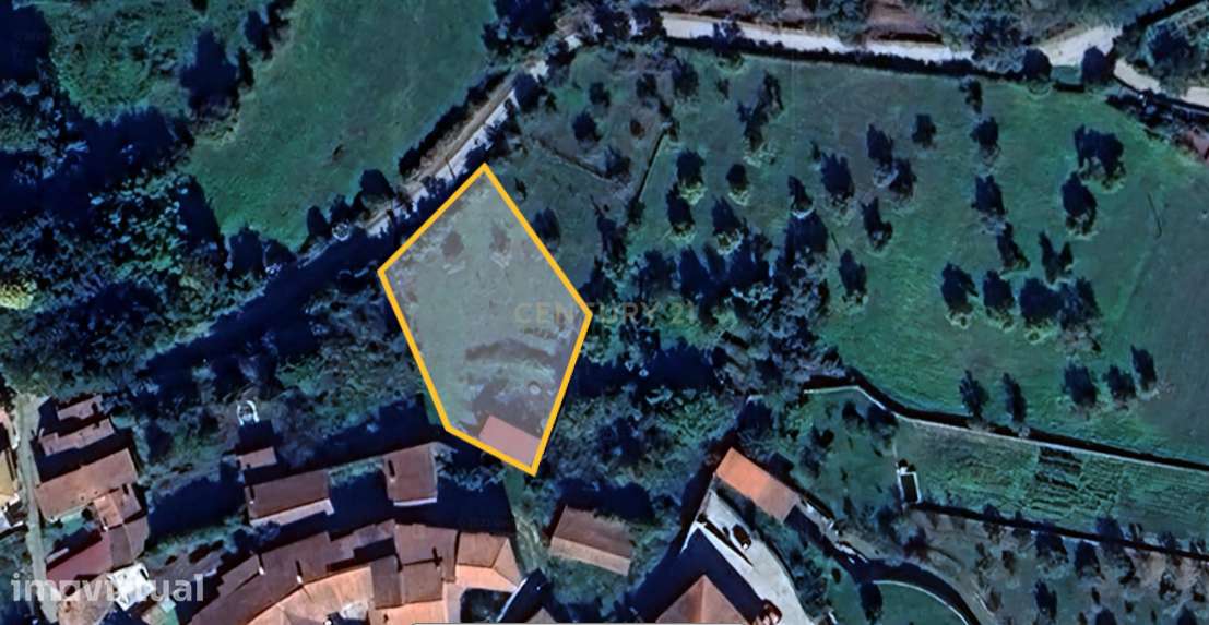Terreno para construção de moradia - Grande imagem: 2/14