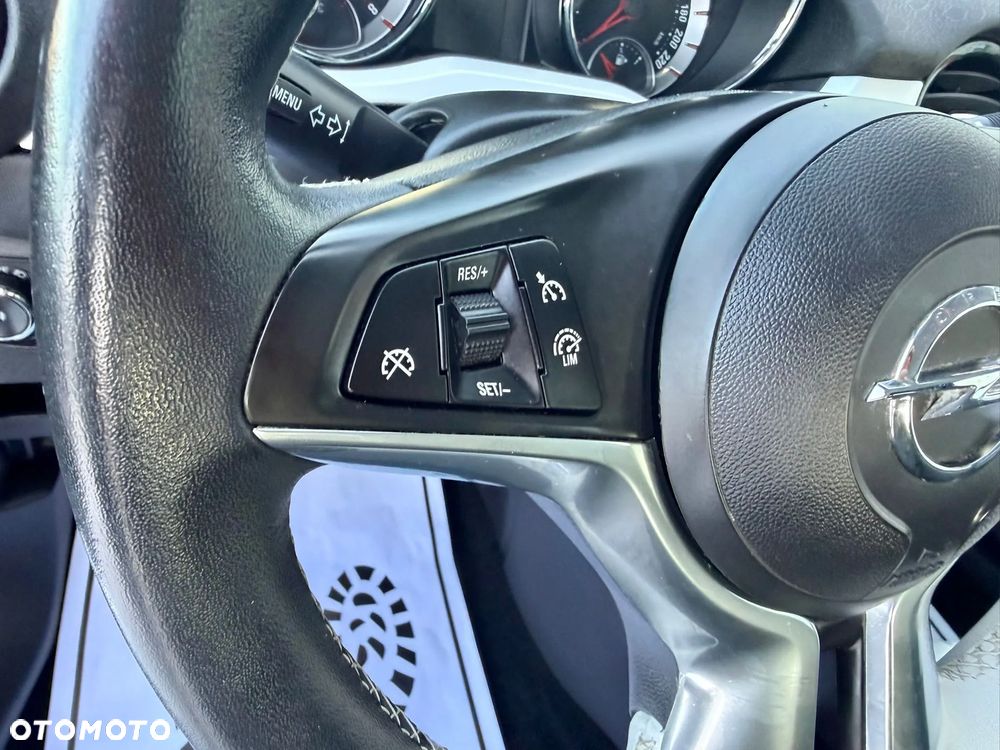 Opel Adam 1.4 Glam - 33