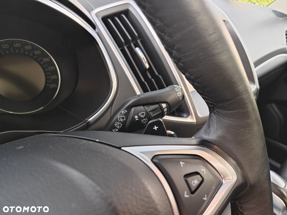 Ford S-Max - 34