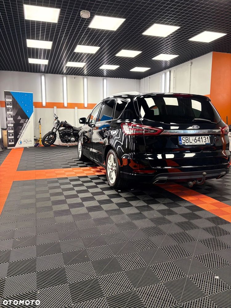 Ford S-Max 2017 photo 2