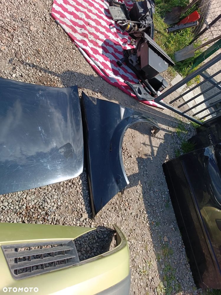 RENAULT MEGANE 2 II 2005R NV676 CZARNY KOMPLETNY PRZÓD ZDERZAK,BŁOTNIK LEWY PRAWY MASKA PAS CZOŁOWY 1.9 DCI - 8