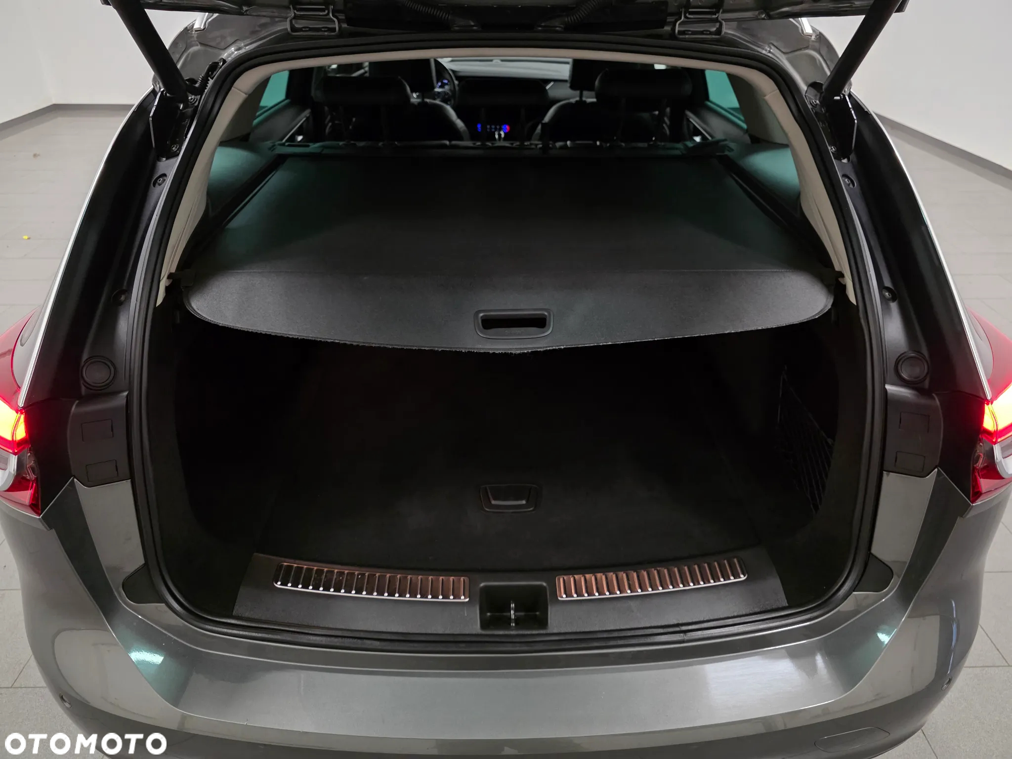 Opel Insignia Sports Tourer 2.0 Diesel Exclusive - 39