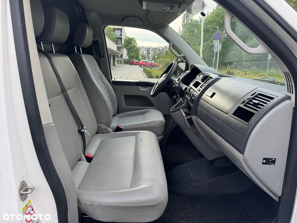 Volkswagen Transporter - 27