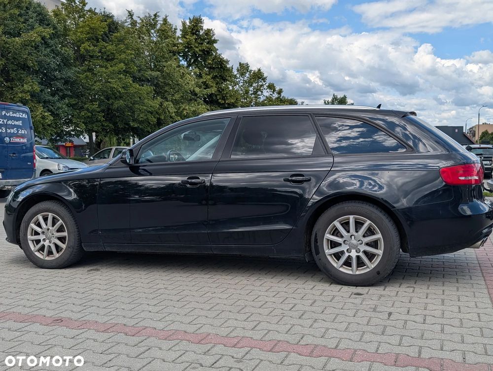 Audi A4 Avant 2.0 TDI DPF clean diesel Ambition - 8