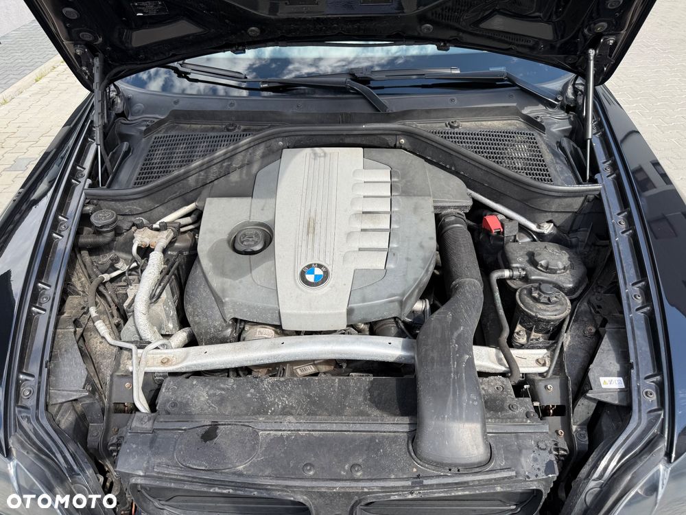 BMW X6 - 25