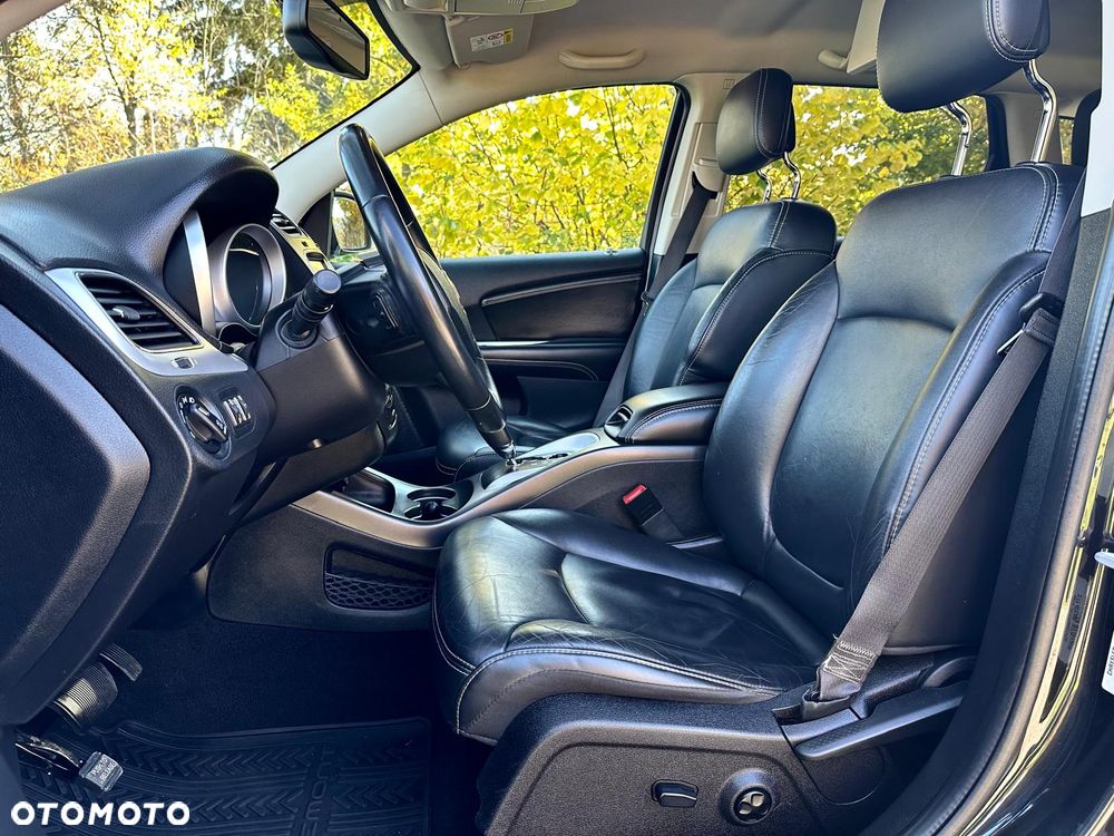 Fiat Freemont 2.0 Multijet 16V DPF Automatik Allrad Lounge - 25