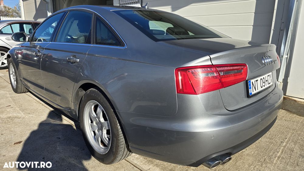 Audi A6 Avant 2.0 TDI DPF multitronic - 15