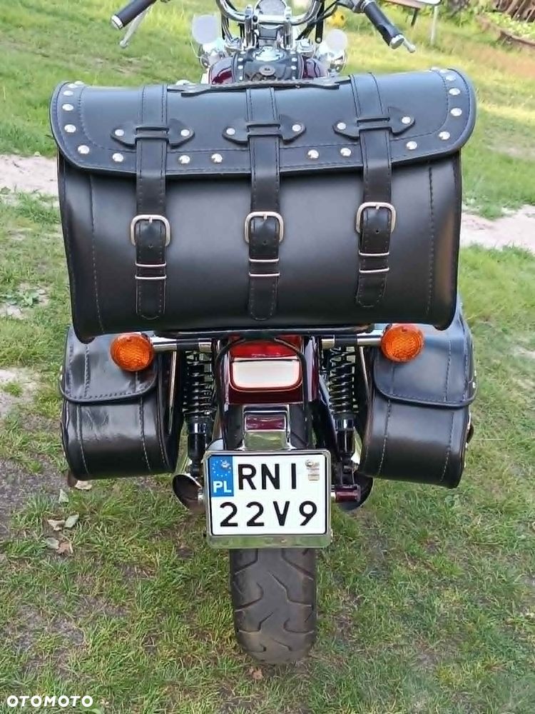 Suzuki Intruder - 2