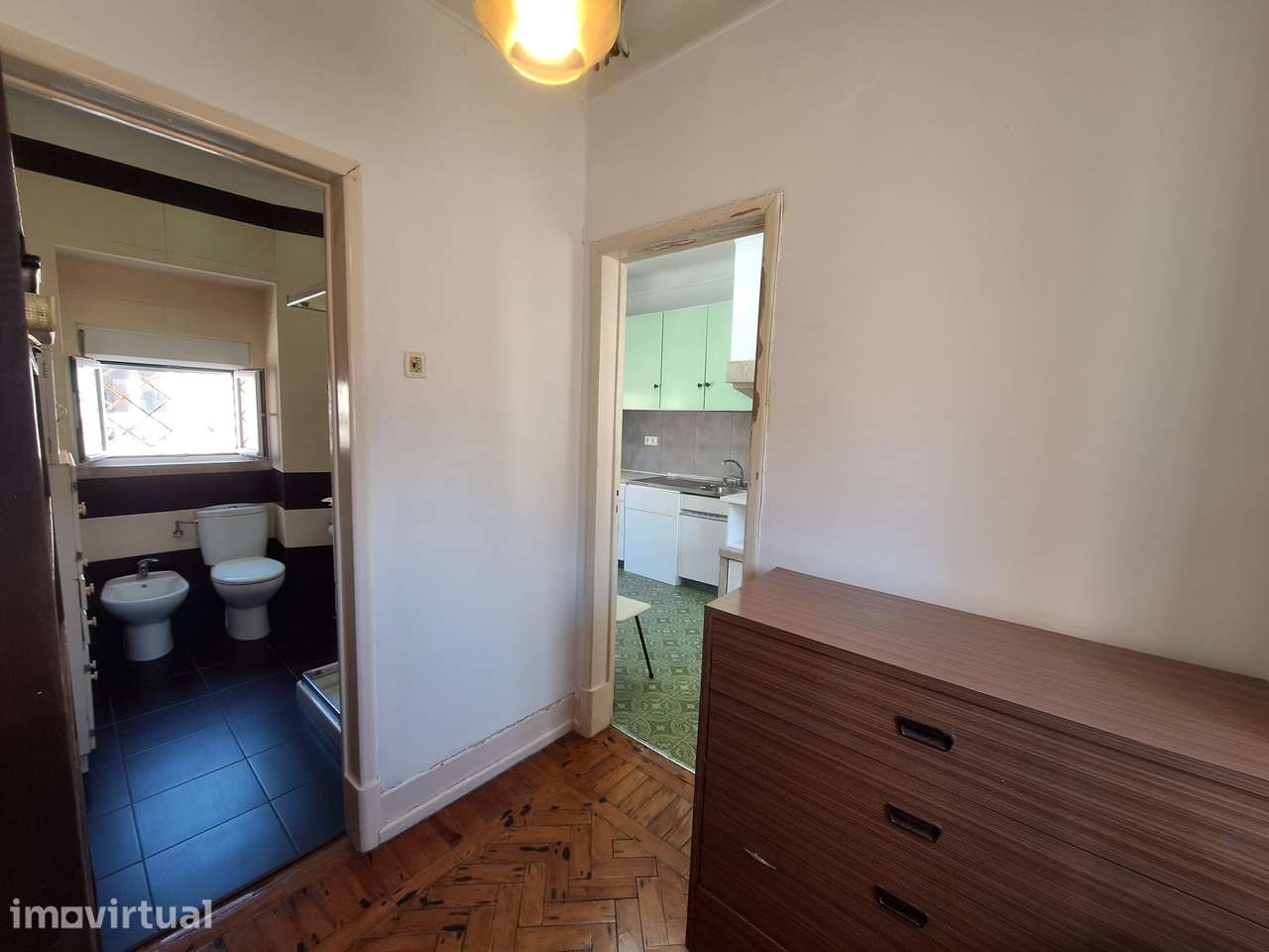 Oportunidade - Apartamento T2, 2.º andar na Penha de França 84 m² - Grande imagem: 3/16