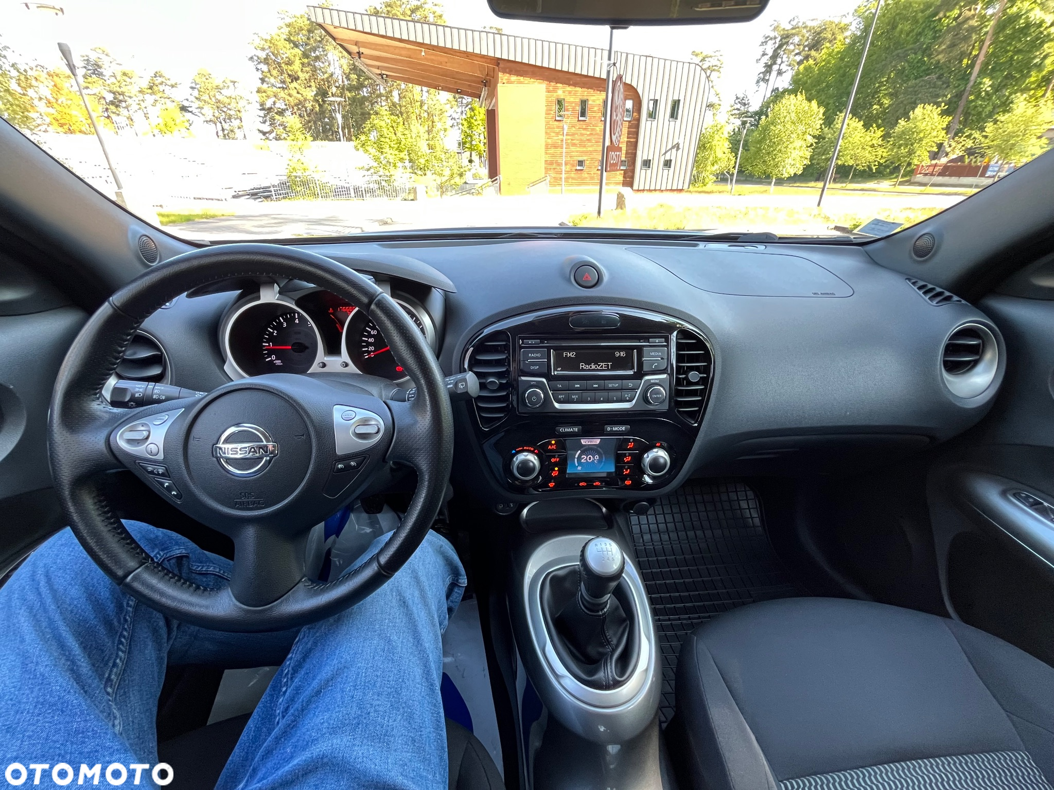 Nissan Juke 1.2 DIG-T N-Connecta - 27