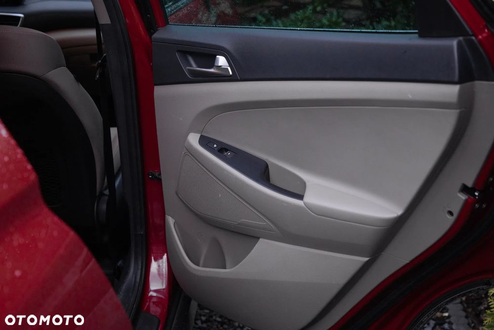 Hyundai Tucson 2.0 CRDI Comfort 4WD - 15