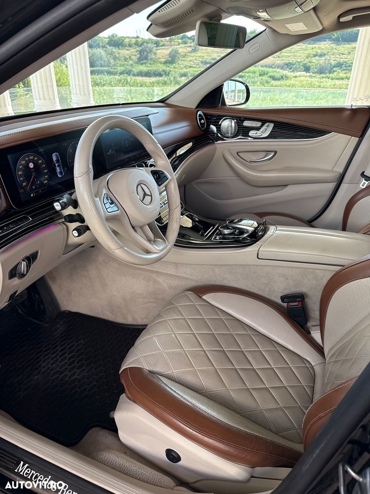 Mercedes-Benz E - 8
