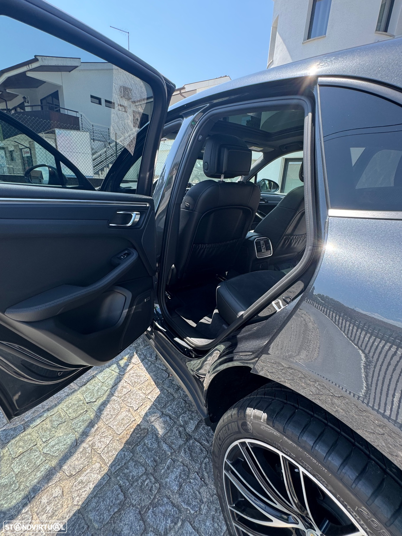 Porsche Macan - 18