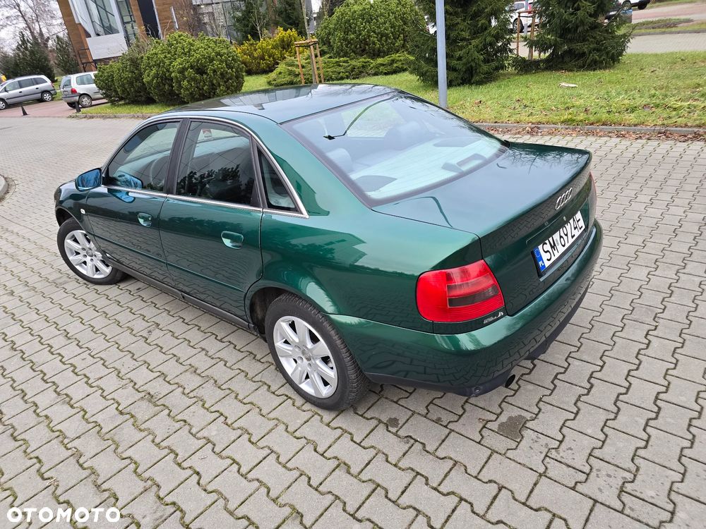 Audi A4 Limousine - 28