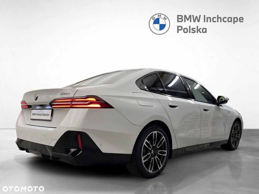 BMW Seria 5 520i mHEV M Sport - 5