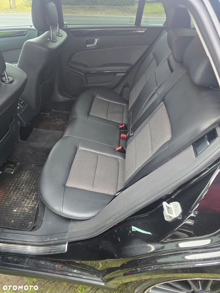 Mercedes-Benz Klasa E 200 CDI DPF BlueEFFICIENCY Avantgarde - 16