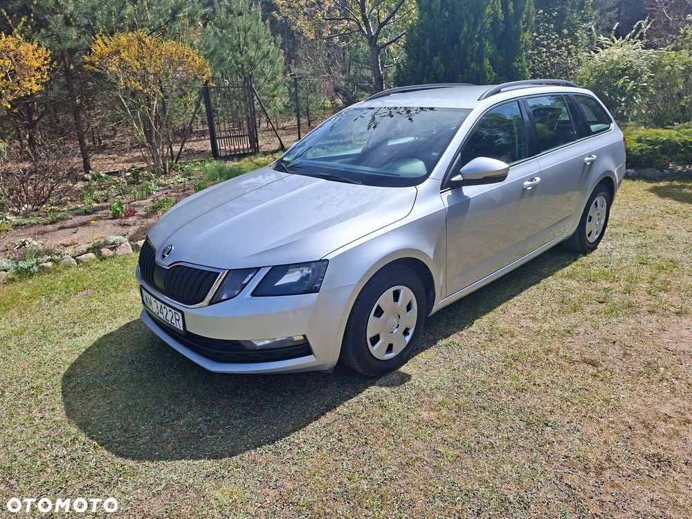 Skoda Octavia 1.6 TDI Ambition - 11