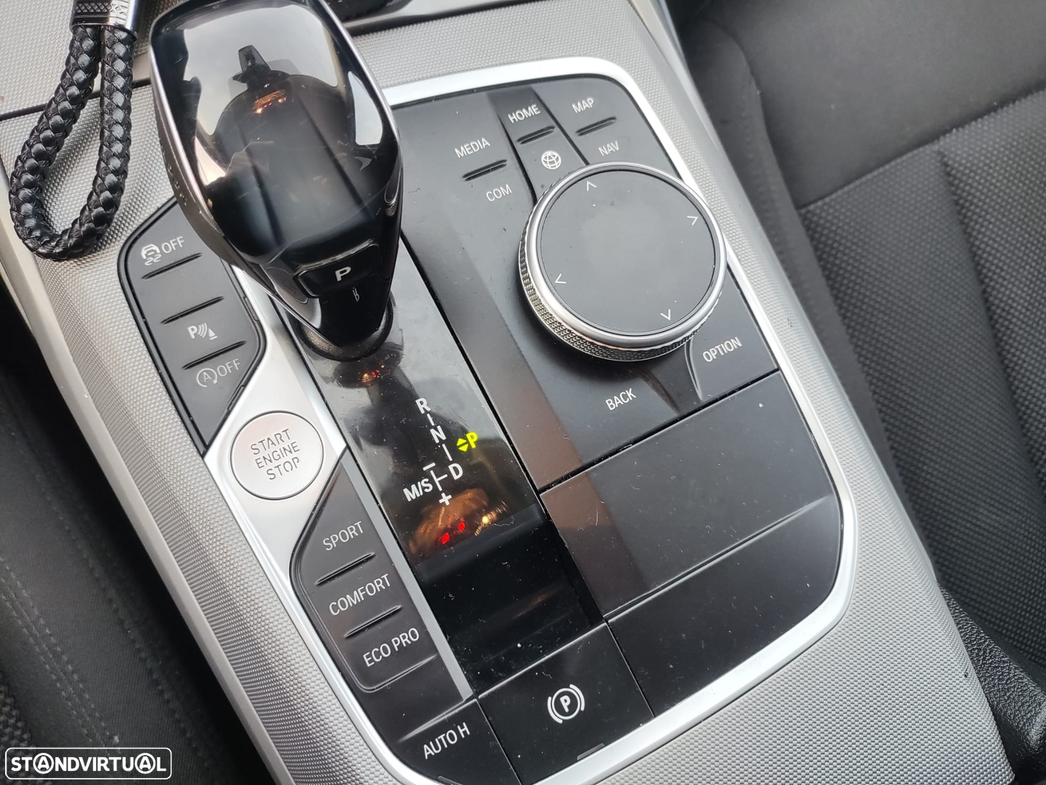 BMW 318 d Touring Advantage Auto - 30