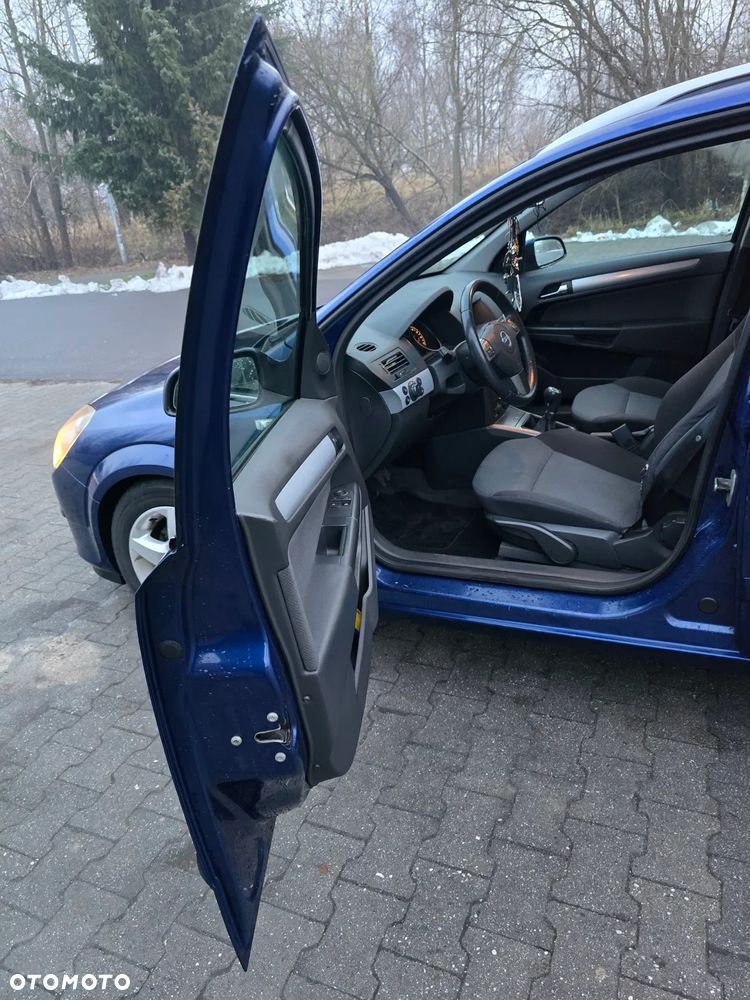 Opel Astra - 17