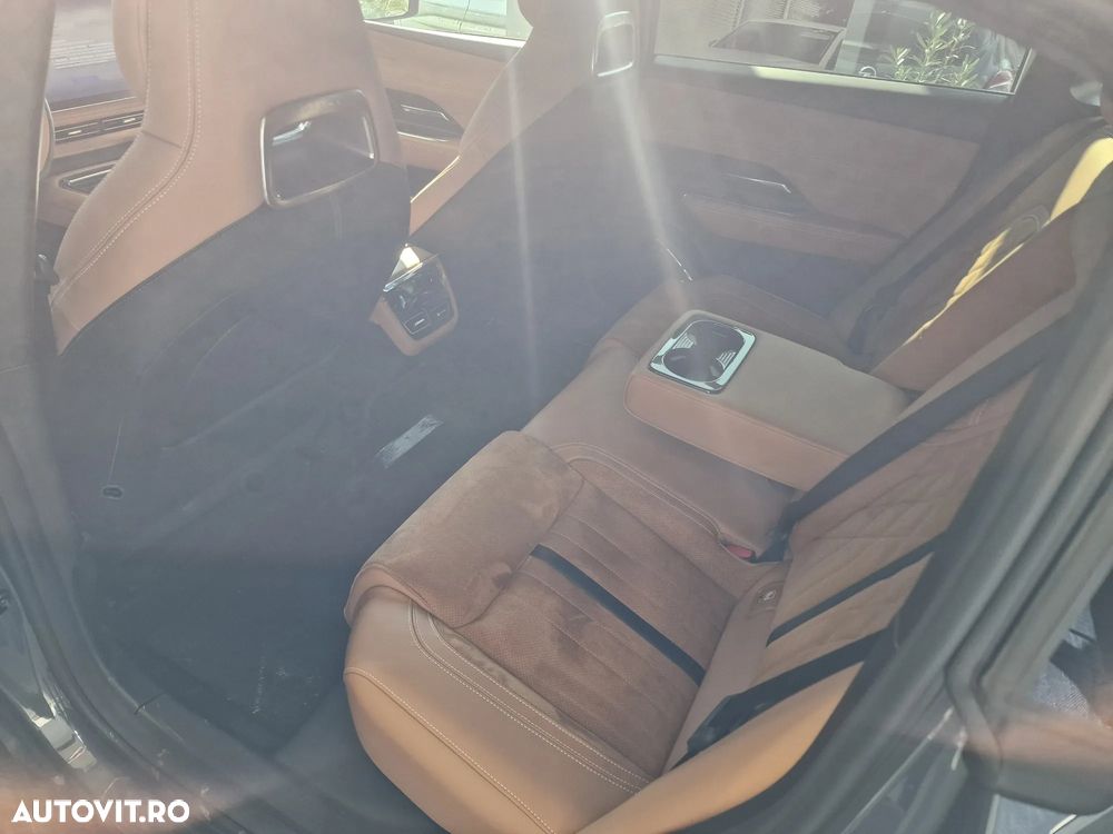 Mazda 6e EV Long Range Takumi Plus - 7