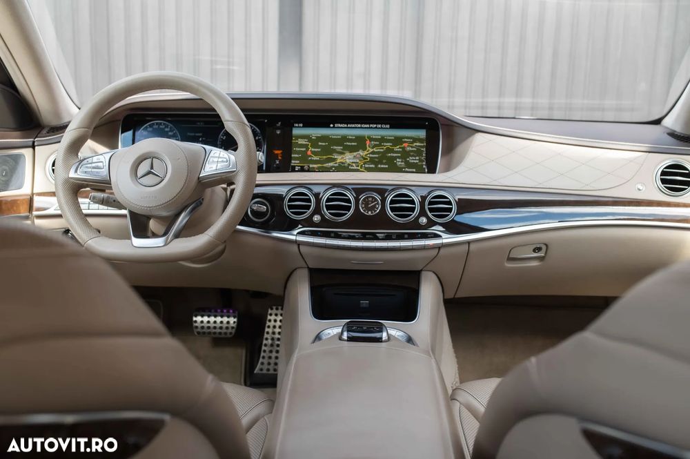 Mercedes-Benz S 500 4MATIC Aut - 12