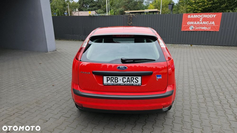 Ford Focus 1.4 16V Style+ - 8