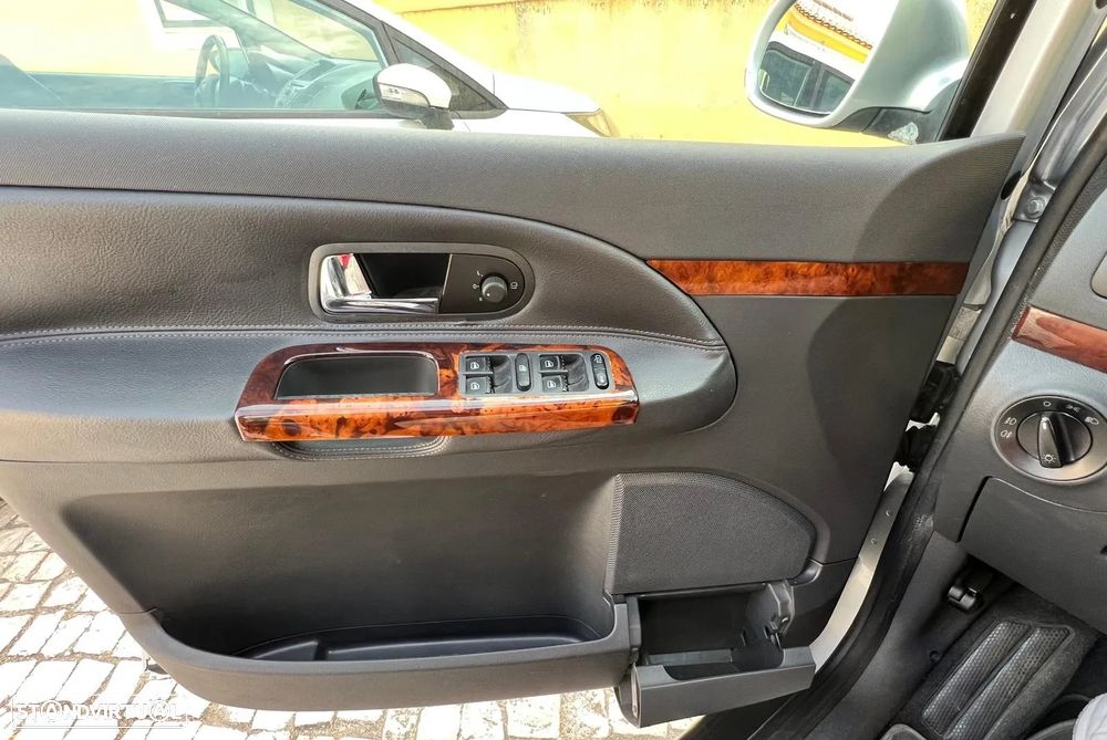 VW Sharan 2.0 TDi Highline - 12