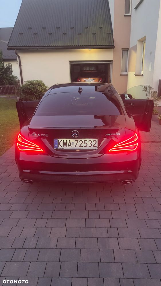 Mercedes-Benz CLA 200 7G-DCT AMG Line - 23