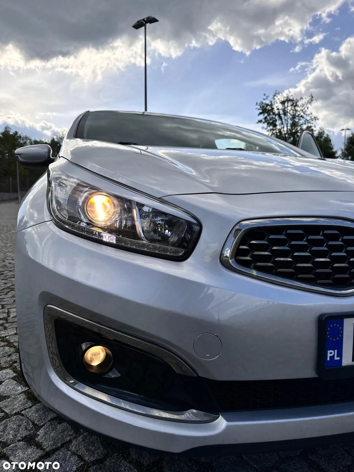 Kia Ceed 1.4 CVVT Dream Team Edition - 11