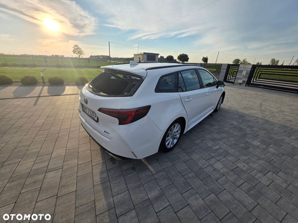 Toyota Corolla 1.8 Hybrid Comfort - 4