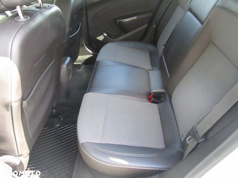 Opel Astra 1.6 Design Edition - 17