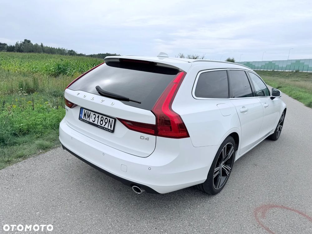 Volvo V90 - 10