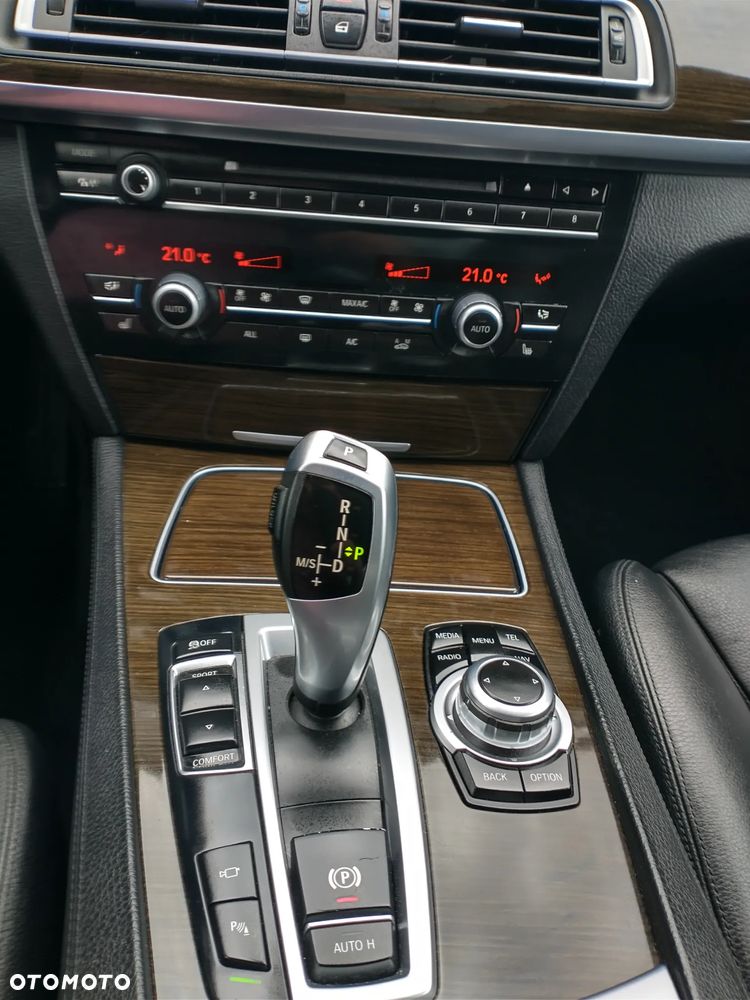 BMW Seria 7 730Ld - 15