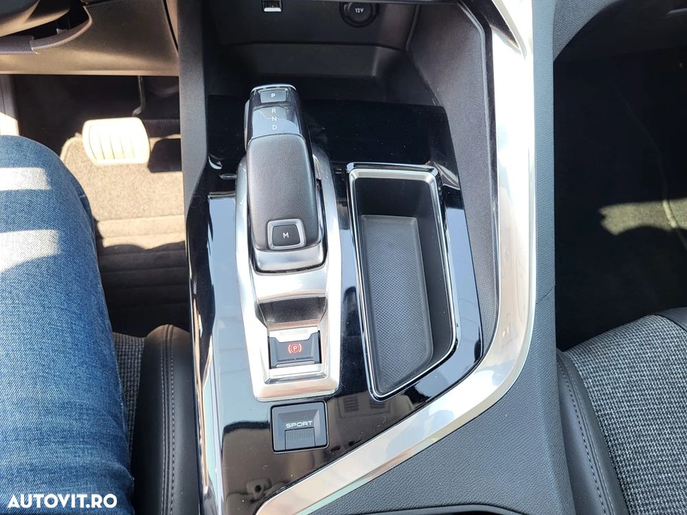 Peugeot 5008 1.5L BlueHDI EAT8 S&S Allure - 14