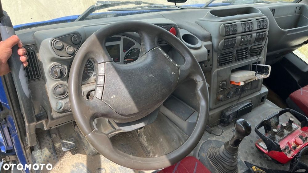 Iveco Trakker 380 6X4 + Hr Palfinger Pk 23500 - 25