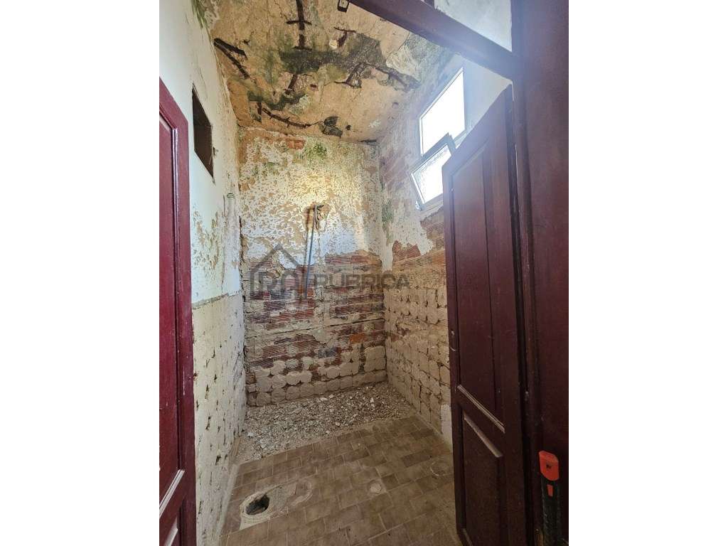 Moradia geminada no Centro de Loulé - Grande imagem: 3/15