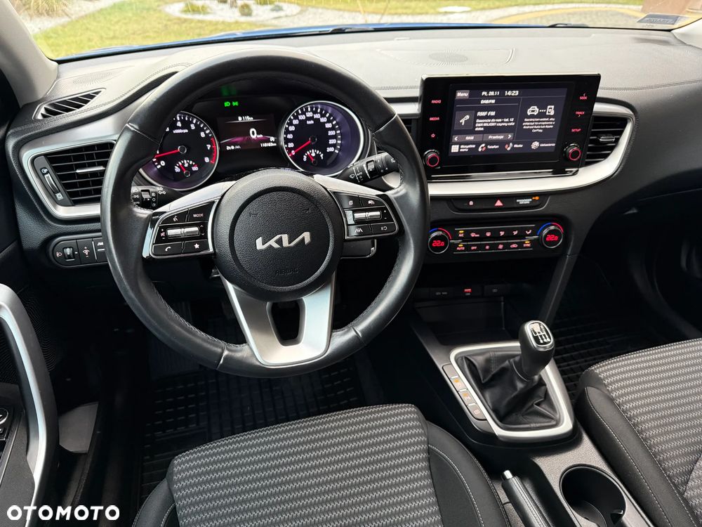 Kia Ceed 1.5 T-GDI M - 17