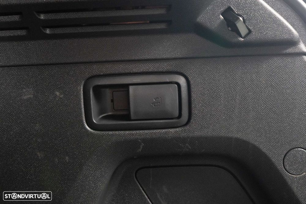 Peugeot 3008 1.6 Hybrid GT e-EAT8 - 15