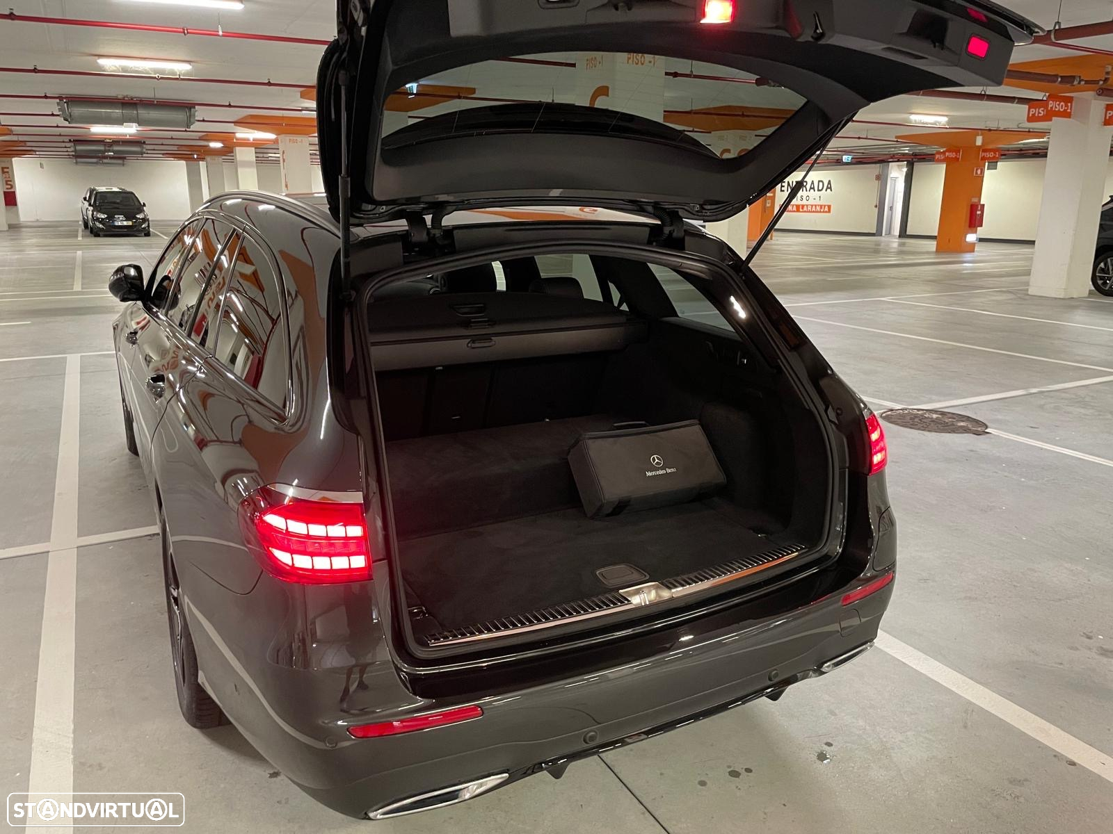 Mercedes-Benz E 300 de T 9G-TRONIC AMG Line - 22