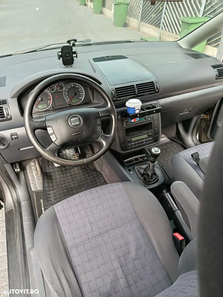 Seat Alhambra 1.9 TDI Vigo - 14