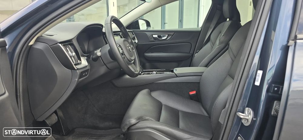 Volvo V60 2.0 T6 AWD TE Plus Dark - 12