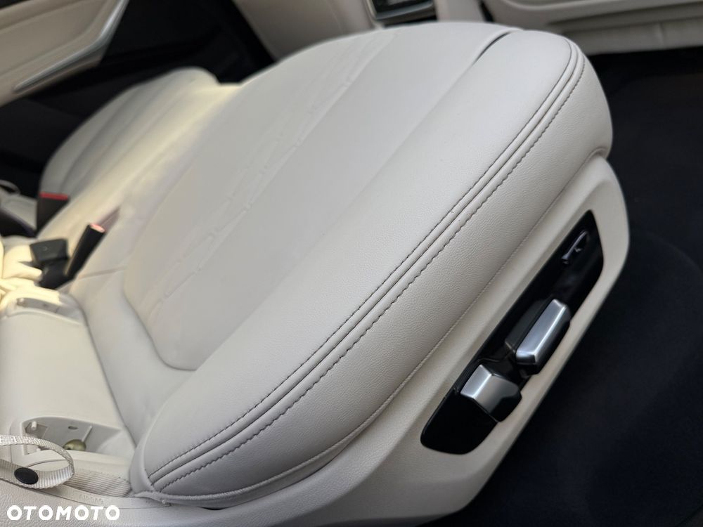 BMW X7 M50d sport - 9