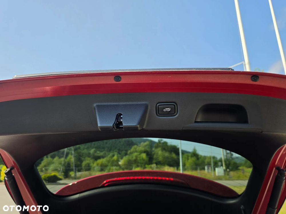 Kia XCeed 1.6 CRDi mHEV L DCT - 25