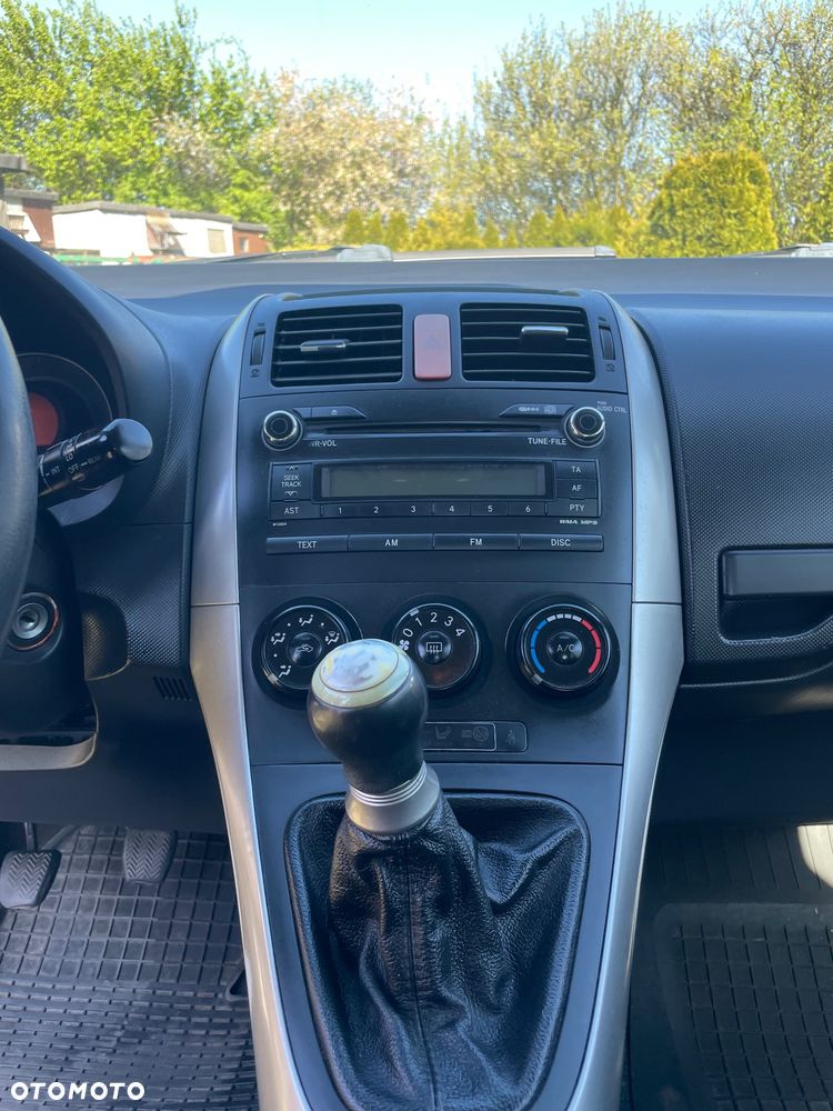 Toyota Auris 1.4 D-4D - 6