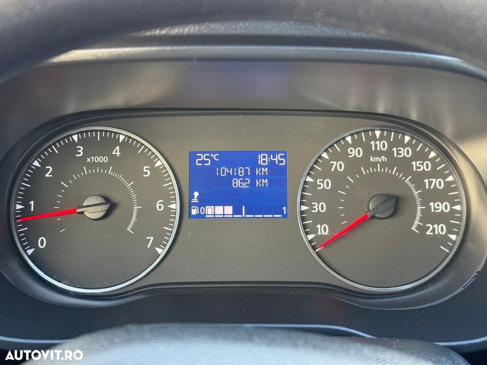 Dacia Duster SCe 115 4WD Comfort - 26