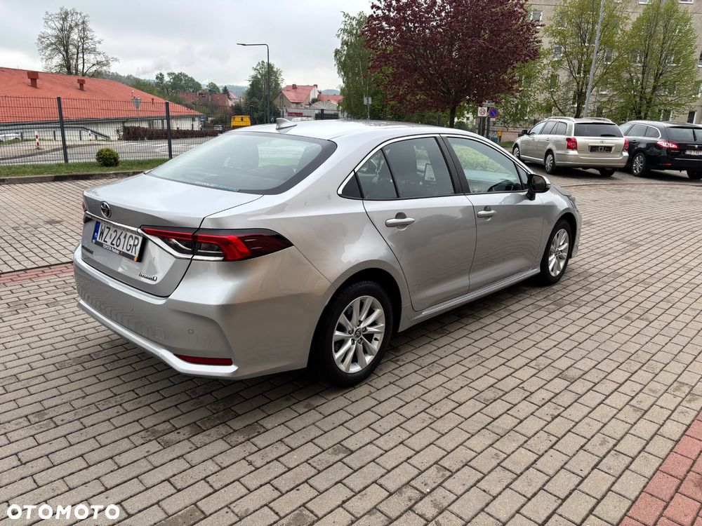 Toyota Corolla 1.8 Hybrid Comfort - 10